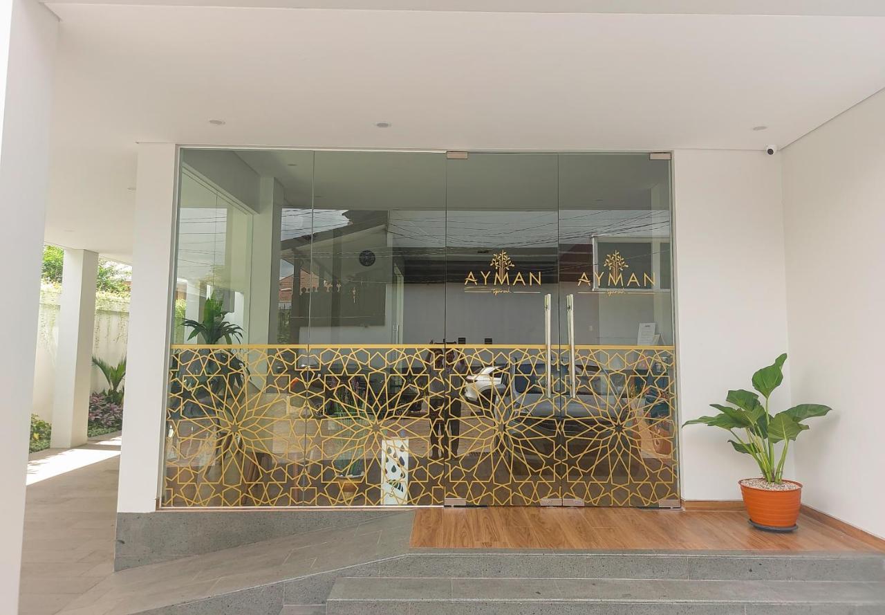 Ayman Syariah Hotel Surabaya Kültér fotó